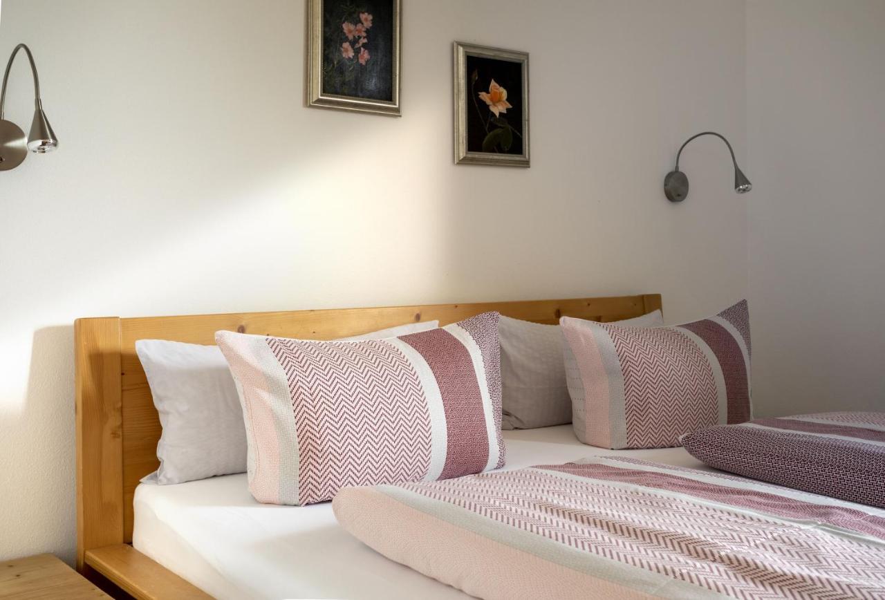 Pension Bernhardhof Otterfing Екстер'єр фото